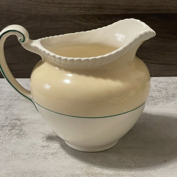 Vintage Johnson Brothers California Fruit 40 oz Beige Pitcher England c.1930 - Picture 3 of 9